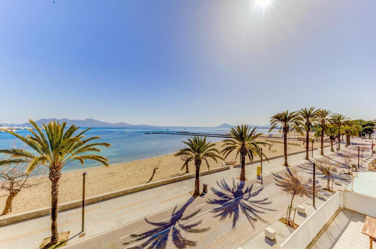 Beachfront Apartment Simar By Sealand Villas Port de Pollença Exteriör bild